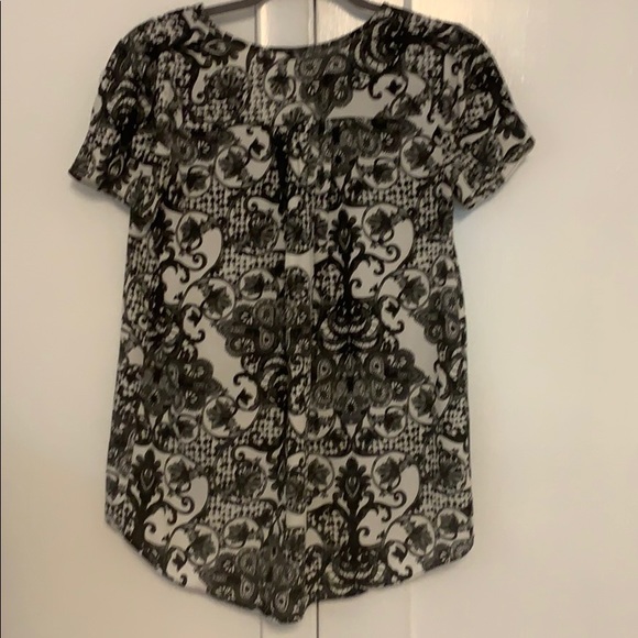 Charming Charlie Black&White Blouse - Picture 3 of 3